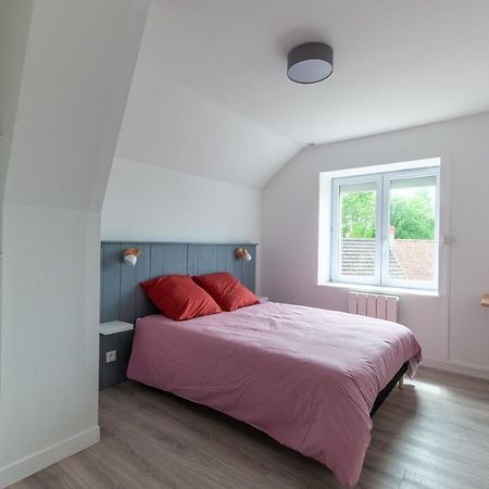 Gite Du Tilleul - Maison Climatisee Pour 8 Voyageurs Houesville Bagian luar foto