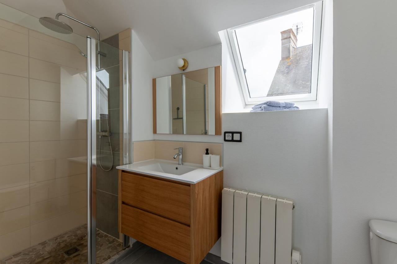Gite Du Tilleul - Maison Climatisee Pour 8 Voyageurs Houesville Bagian luar foto